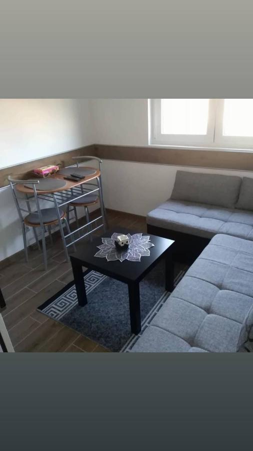 Apartmani Lukic Valjevo Exteriör bild